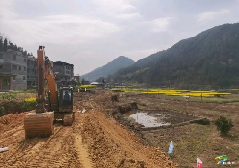 大干快上抓项目！松桃甘龙至永安公路改扩建工程正在建设