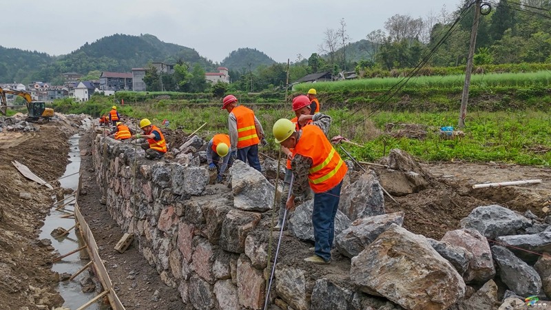 【奋进的春天】我县18个国债项目河道山洪沟治理工程全面开工建设